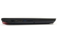 notebook Acer Predator Helios 300 - levý bok s konektory