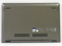 Lenovo Yoga 530-14ARR - spodek notebooku