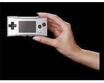Nintendo Game Boy micro - 80 gramů do kapsy