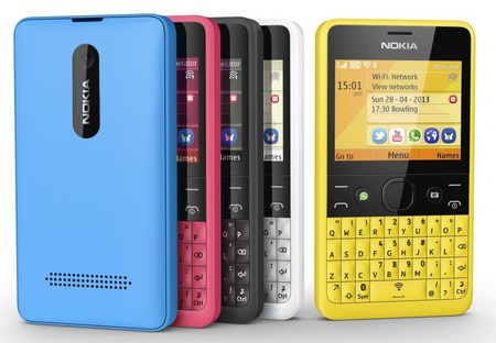 Nokia představuje Nokia Asha 210 s tlačítkem pro WhatsApp
