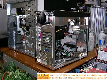 Pentium M Dothan ve stolním PC aneb 14db hluku
