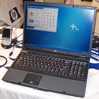 HP Compaq nx9420 - nadupané 17" Core Duo s LightScribe!