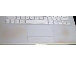 Další problém MacBooku - žluté skvrny