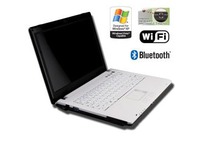 UMAX VisionBook 7200WXN aneb bílý trpaslík s dvěma jádry a příjemnou cenou