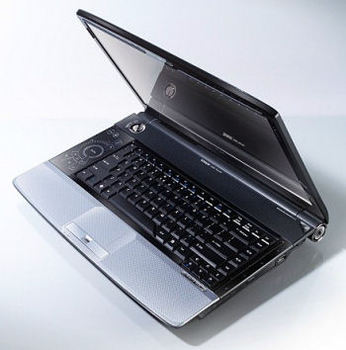Acer uvedl Gemstone Blue notebooky
