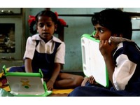 Indické děti s lacinými notebooky