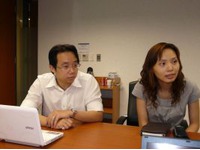 vlevo produktový manažer notebooků MSI Neo Lin
