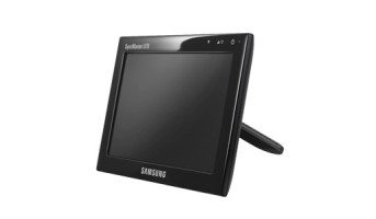 Externí monitor Samsung U70 napájený z USB