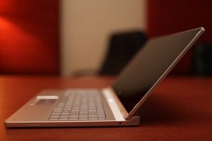 Dell možná chystá 9'' Adamo notebook