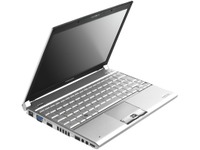 Toshiba Dynabook SS RX2 WAJ - první notebook s 500 GB SSD