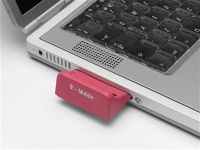 K notebooku Acer internet od T-Mobile  se slevou