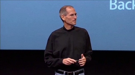 Steve Jobs si bere zdravotní dovlenou