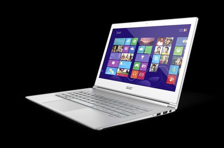 2. generace ultrabooku Acer Aspire S7 dostala nové procesory Intel Haswell s novým chlazením