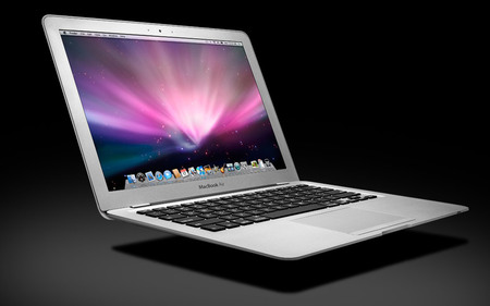 Apple představil novou serii MacBooků s procesory Haswell