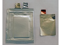 Baterie SolidEnergy, lithiová elektroda vpravo