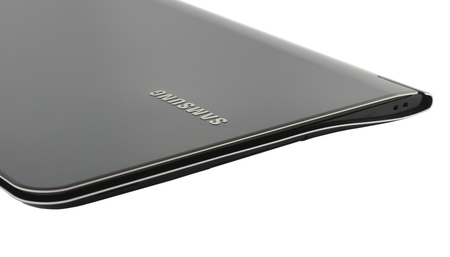 Nové ultrabooky Samsung Serie 9 s FullHD displejem jsou v prodeji