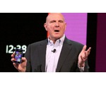 CEO Microsoftu obhajuje multiplatformnost tabletu Surface