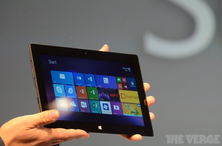 Microsoft se nevzdává, nástupce tabletů Surface představil včetně verze "RT"