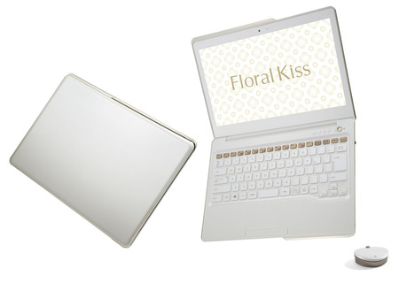 Fujitsu připravilo notebook pro dámy
