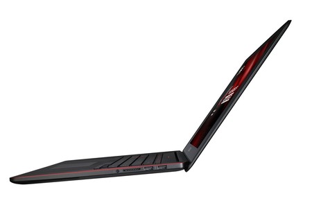 Asus na Computexu představil herní notebook GX500
