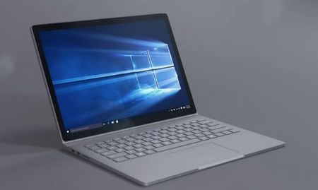 Microsoft bude prodávat svůj notebook Surface Book