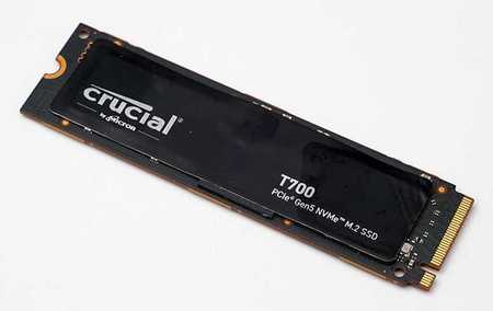 Crucial T700 - M.2 SSD s rychlostí až 12,4 GB/s