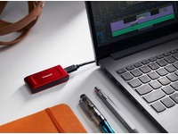 Kingston Digital externí SSD XS1000, červené provedení