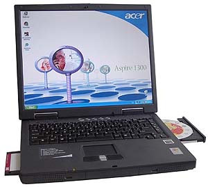 Acer Aspire 1300 - Athlon XP s nejnutnější výbavou