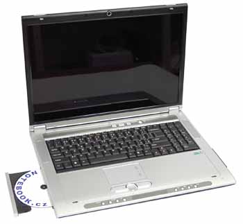 Umax VisionBook 6700WSX - Core 2 Duo a GeForce Go 7900GTX