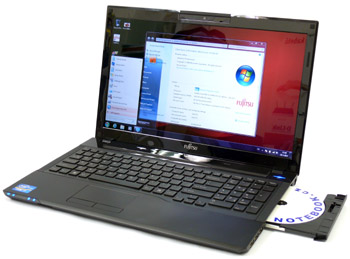 Fujitsu LifeBook A552 - tenký s nejnovější Ivy Bridge