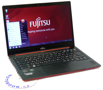 Fujitsu LifeBook U772 s dokováním v extra tenkém těle míří vysoko