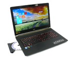 Acer Aspire V17 Nitro Black Edition - našlapaný herně-multimediální notebook s 3D kamerou