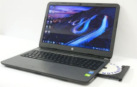 HP 15 - základní notebook několika barev a mnoha výbav