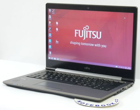 Fujitsu Lifebook U745 - 14" vysoce mobilní pracovní notebook se vším všudy