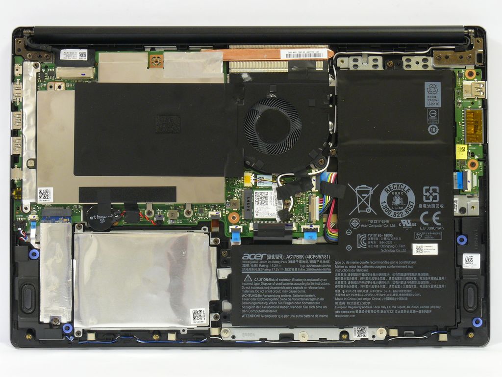 Acer Swift 3 SF315-52 - vnitřek notebooku