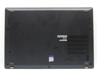 Lenovo ThinkPad T490s - spodek základny notebooku
