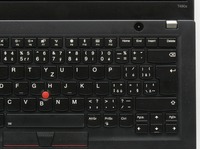 Lenovo ThinkPad T490s - detail klávesnice