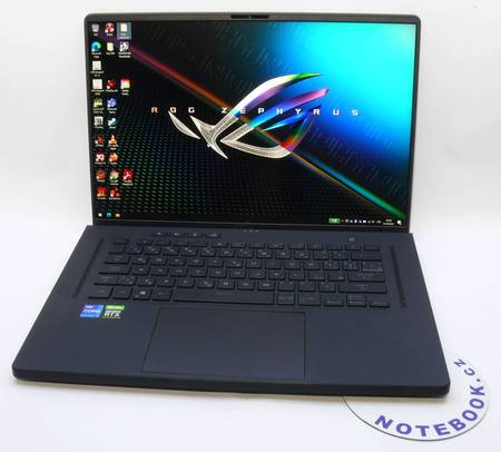 ASUS ROG Zephyrus M16 (GU603) - 16'' herní notebook s perfektním LCD, 8 jader i7 a RTX 3070