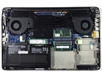 Chlazení procesoru Xeon a grafické karty v notebooku HP ZBook 17