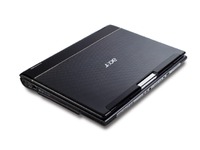 Acer TravelMate 8200 - notebook s Centrino Duo