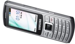 Mobilní telefon Samsung S3310 vyroben z kovu