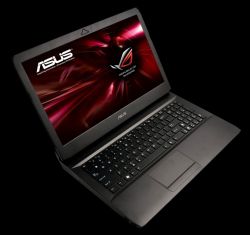 ASUS ukázal na Computexu výbavu pro hráče