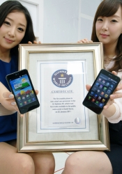 LG Optimus 2X zapsán v Guinnessově knize rekordů