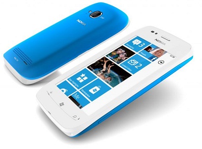 Nokia Lumia 800 a 710 s českým obsahem