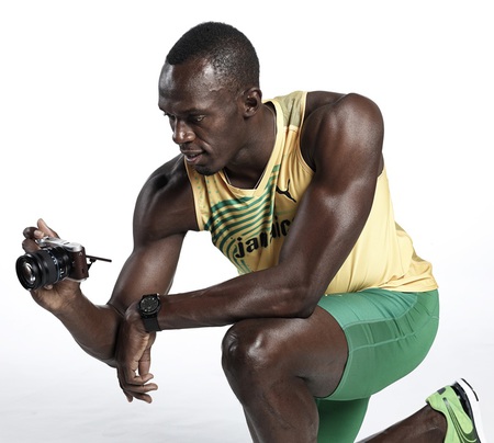 Usain Bolt bude propagovat digitální fotoaparát Samsung NX300