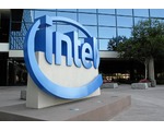 Intel zvyšuje odhad příjmů za druhé čtvrtletí, celý rok i odhad hrubé marže