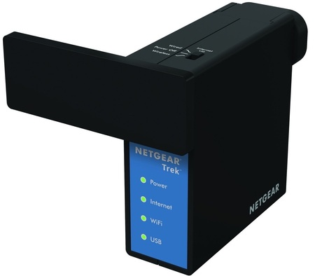NETGEAR PR2000 nabízí v jednom kompaktním těle mobilní router, extender, přístupový bod Wi-Fi sítě i tzv. most