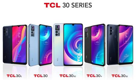 TCL na veletrhu MWC 2022, řada smartphonů TCL 30, tablety a síťová zařízení